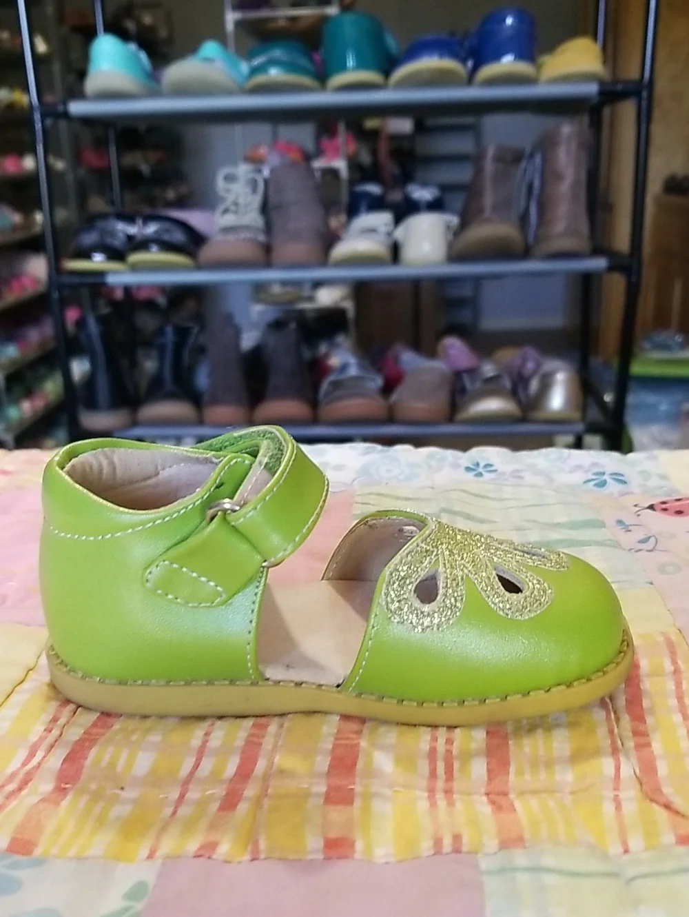 Livie & Luca Lime Green Glitter Mary Jane Shoes Size 6 Leather Petals